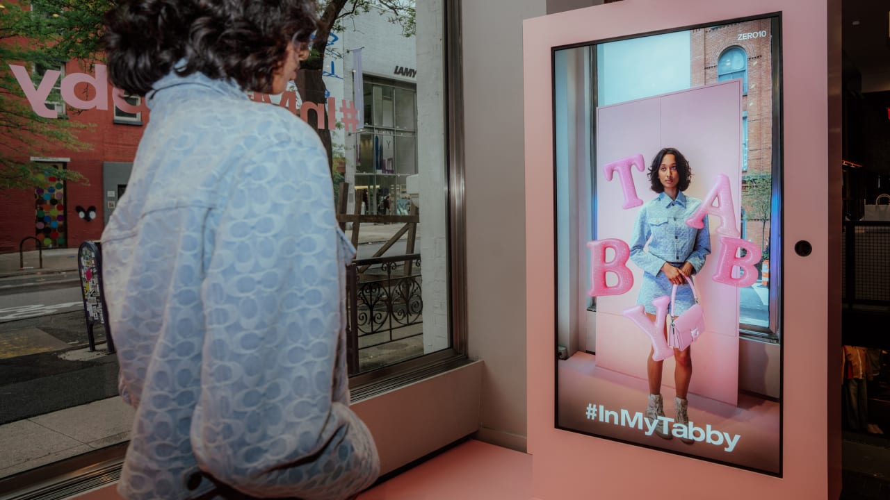 Coach’s Augmented Reality mirrors -Technology